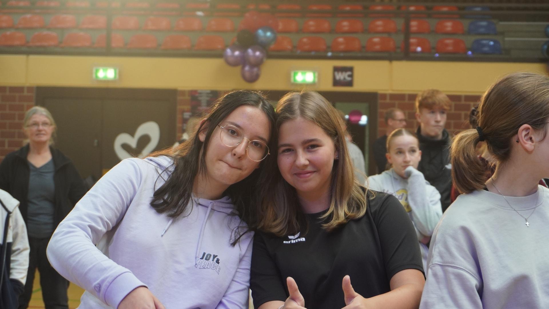 Jugendliche Besucher auf der JUMIKO 2023 in Naila